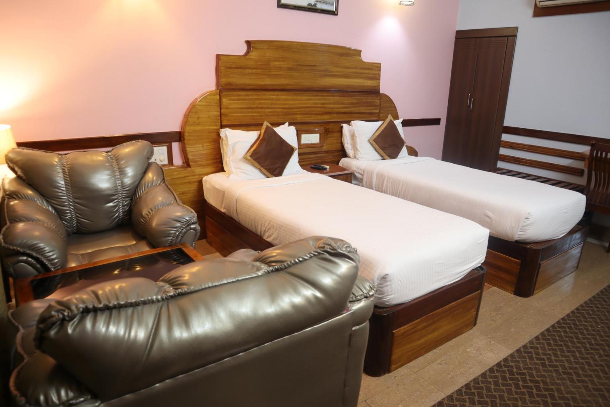 Hotel Presidency Kempegowda International Airport Bangalore Esterno foto