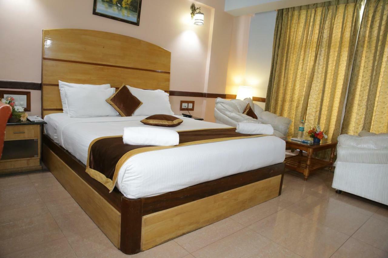 Hotel Presidency Kempegowda International Airport Bangalore Esterno foto