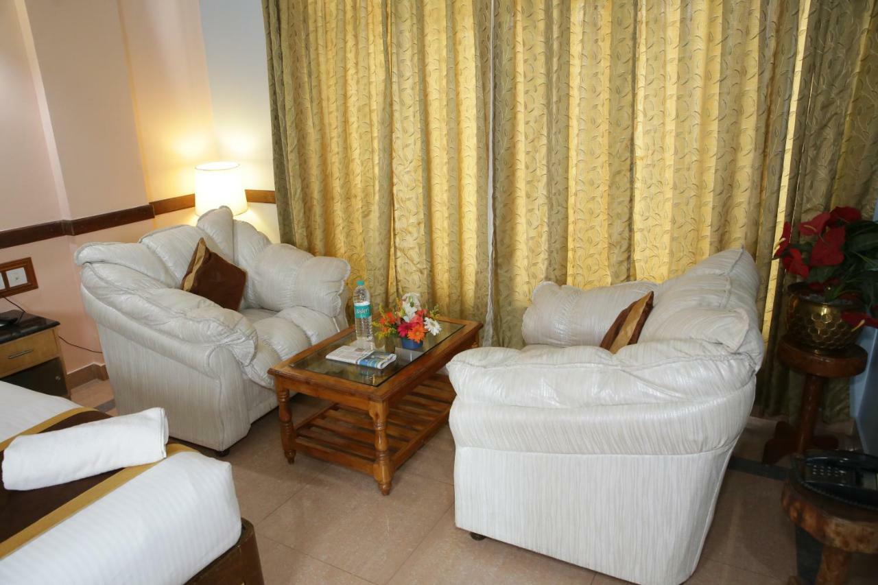 Hotel Presidency Kempegowda International Airport Bangalore Esterno foto