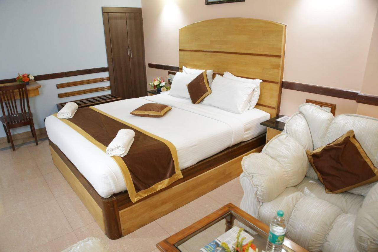 Hotel Presidency Kempegowda International Airport Bangalore Esterno foto