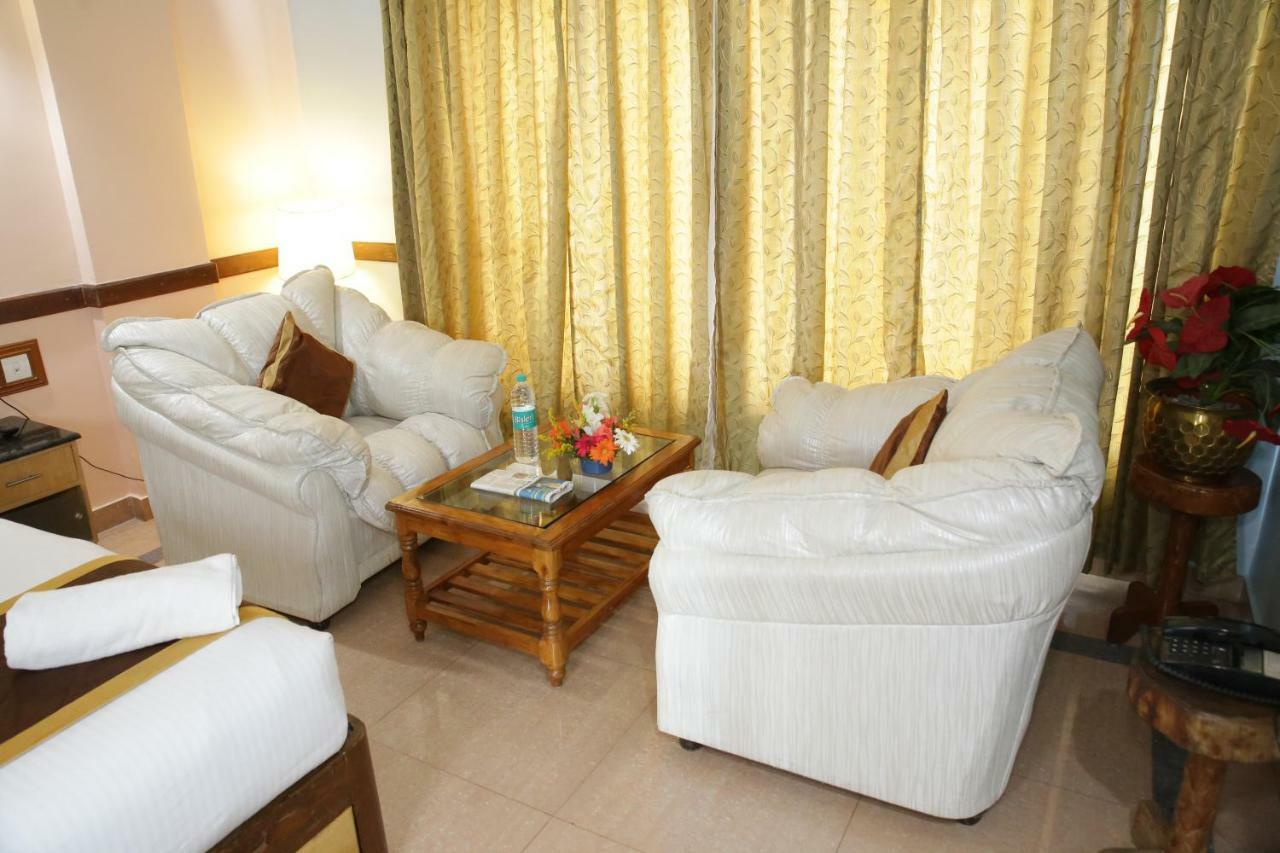 Hotel Presidency Kempegowda International Airport Bangalore Esterno foto
